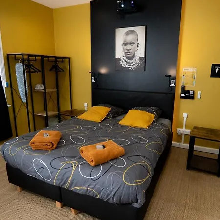 Capsule Premium Balneo & Cinema * Valenciennes